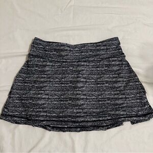 Ideology Skort Black & White Stripe Size M Ruffle On Back Tennis Skirt Athletic